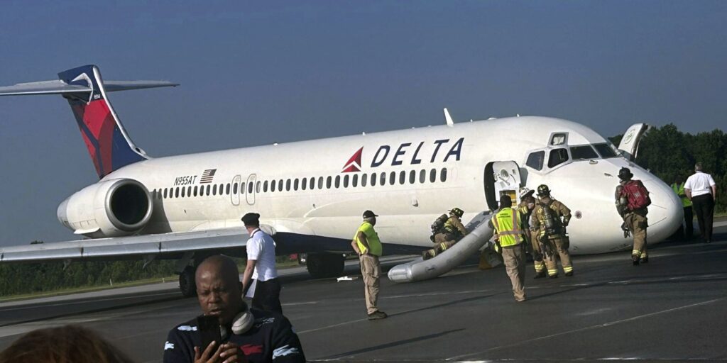 What Happened on Delta Flight DL67? An Inside Look at the Emergency Landing